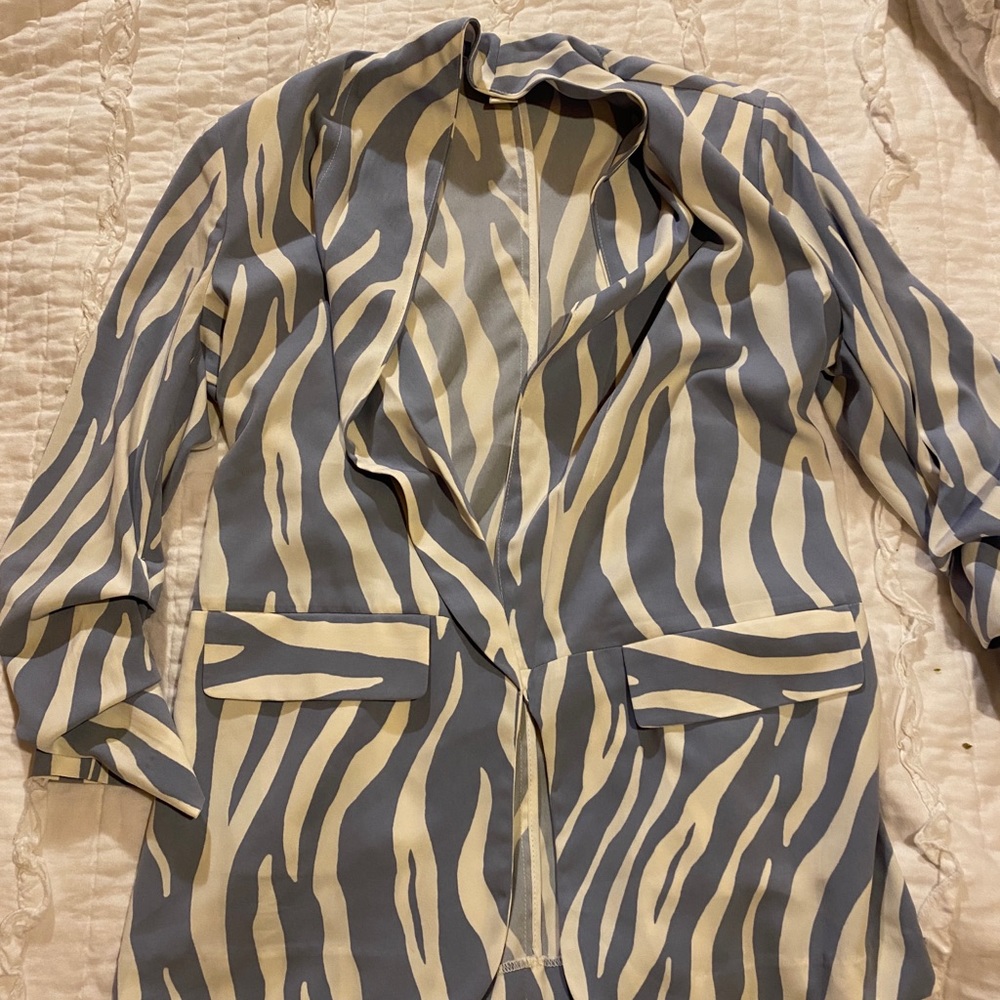 Zebra blue and white blazer